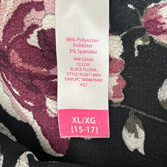 No Boundaries Junior's Black Floral Ruffled Jumpsuit Size XL - Picture 10 of 10